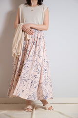 フラワータックスカート