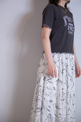 フラワータックスカート