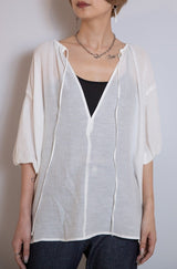 シアサッカーボリュームブラウス