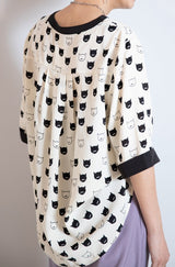 ネコ柄配色プルオーバー