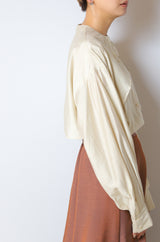 ラッフルデザインシャツ