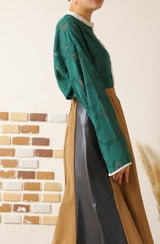 シアージャガードバイカラーブラウス