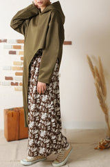 カットアウトフーディーワンピース