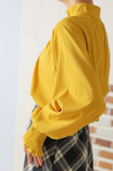 タックスタンドネックプルオーバー