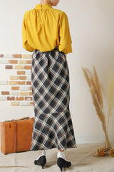 タックスタンドネックプルオーバー