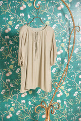 シアサッカーボリュームブラウス