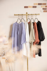 シアサッカーボリュームブラウス