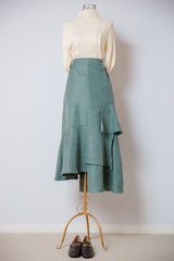 アシメフレアロングスカート