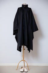 スクエアポンチョコート