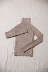 リブニットシームレスタートルプルオーバー