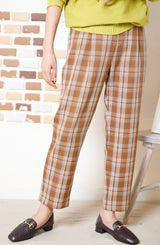 チェックテーパードパンツ