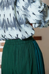 ジャガード切替サイドプリーツパンツ