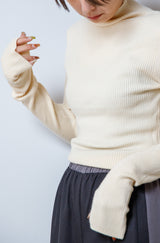 リブプチハイネックプルオーバー