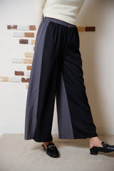 フロント切替スリットパンツ