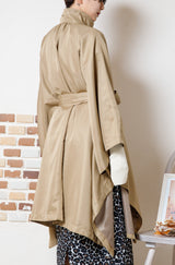 スクエアポンチョコート