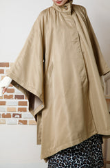 スクエアポンチョコート