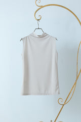 シアーボトルネックノースリトップス