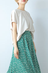 撥水ラウンドネックプルオーバー