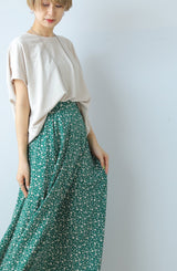 撥水ラウンドネックプルオーバー