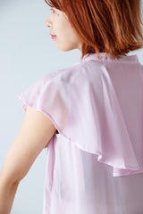 ラッフルカラーノースリブラウス