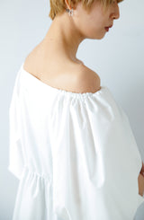 バルーンスリーブオフショルブラウス