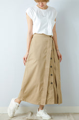 シャークスキンタックスカート