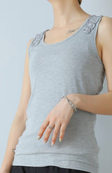 バックレースタンクトップ