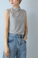 シアーボトルネックノースリトップス