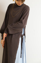 サイドプリーツタートルニットワンピース