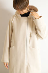 フード付きZIPコート