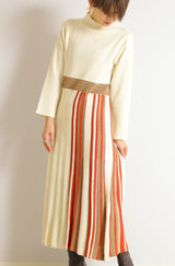 サイドストライプニットワンピース