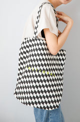 アソート柄ロゴ刺繍トートバッグ