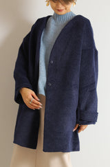 Vカラーショートシャギーコート