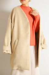 Vカラーショートシャギーコート