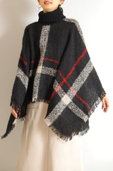 タートルネック大判チェック柄ポンチョ