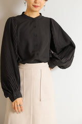 ボリュームプリーツスリーブブラウス