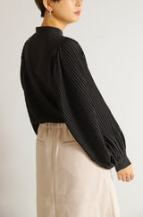 ボリュームプリーツスリーブブラウス