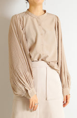 ボリュームプリーツスリーブブラウス