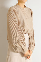 ボリュームプリーツスリーブブラウス