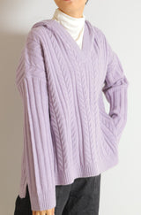 ケーブル編みフードチュニック