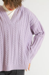 ケーブル編みフードチュニック