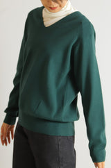 Vネックニットプルオーバー