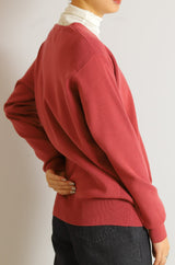 Vネックニットプルオーバー