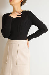 ヒートラウンドネック肩釦リブニットプルオーバー