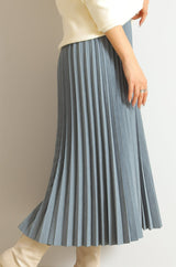 アコーディオンプリーツスカート