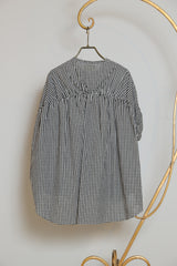 ノーカラーギャザーブラウス