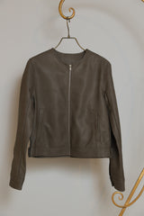 合皮ノーカラーライダースジャケット