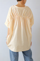 ノーカラーギャザーブラウス