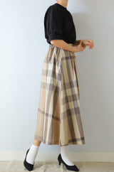 チェック柄フレアスカート