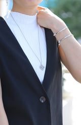 アラベスクダイヤシェイプネックレス